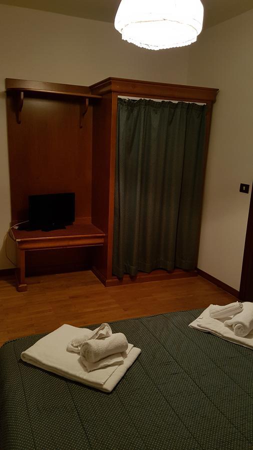 Hotel Castello Montjovet Eksteriør billede